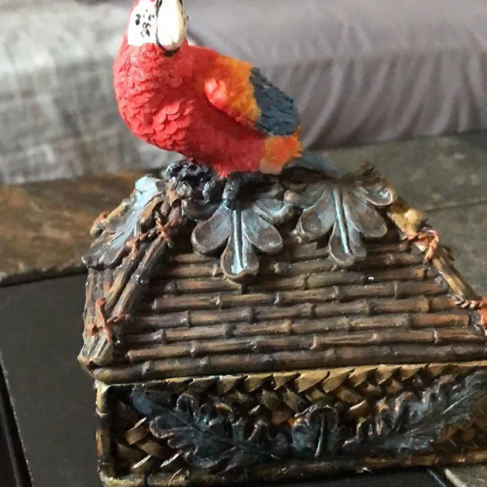 Resin Trinket Box Faux Bamboo With Parrot on Top Tropical Decor 5